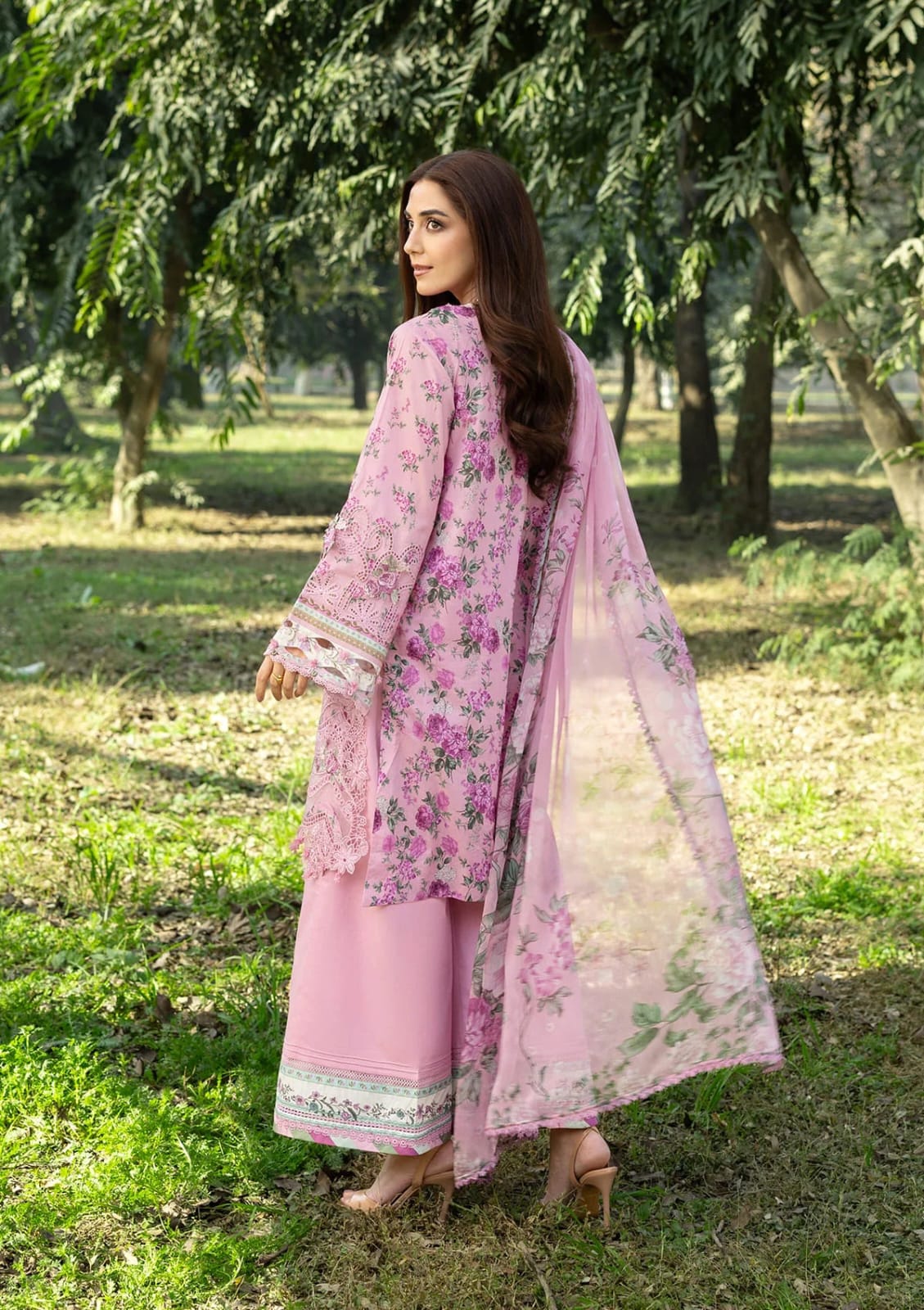 Elaf Premium | CHIKANKARI PRINTS 26 | ERC-3A MAN MAYAL