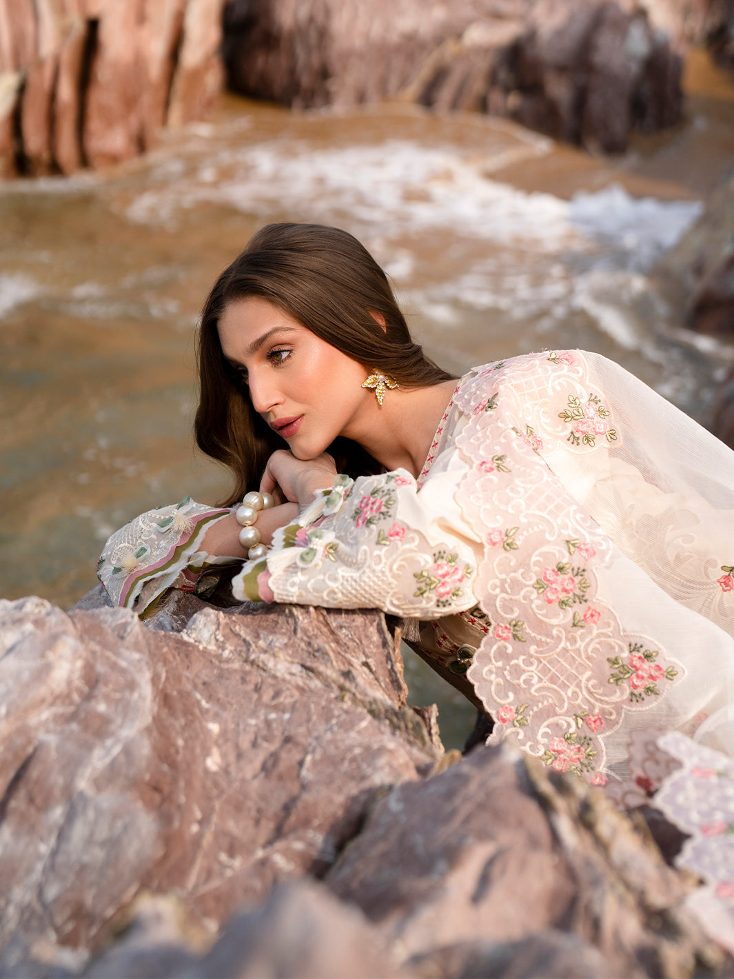Mahnur | Sirena Luxury Lawn 25 | Wisteria - House Of Anaya