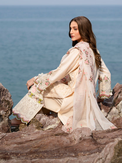 Mahnur | Sirena Luxury Lawn 25 | Wisteria - House Of Anaya