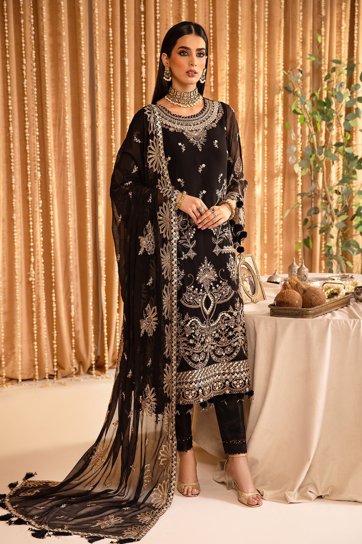 ALIZEH-Yesra - V16D05 Embroidered Chiffon Black