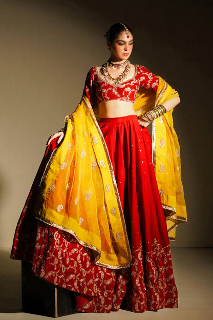 Zara Shahjahan | Chandni Raatain | MEERA