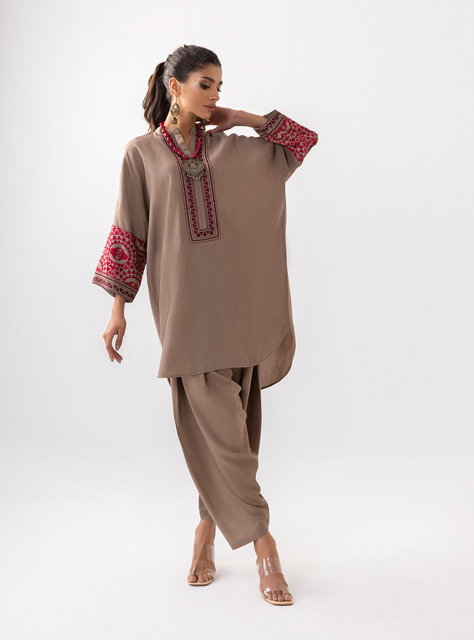 Zainab Chottani | Aara Casual Pret |  Sandy Beige - House Of Anaya