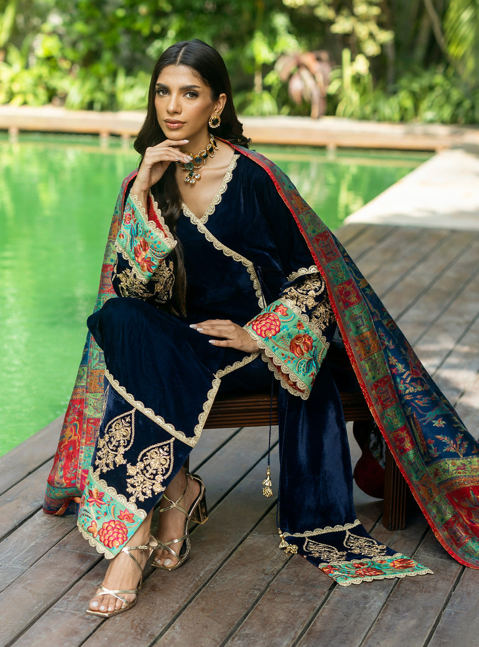 Zainab Chottani | Makhmal Luxe Pret | Farrin - House Of Anaya