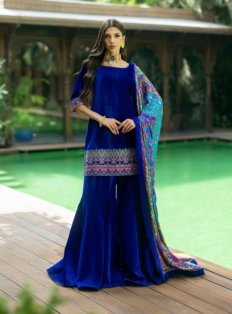 Zainab Chottani | Makhmal Luxe Pret | Marjan - House Of Anaya