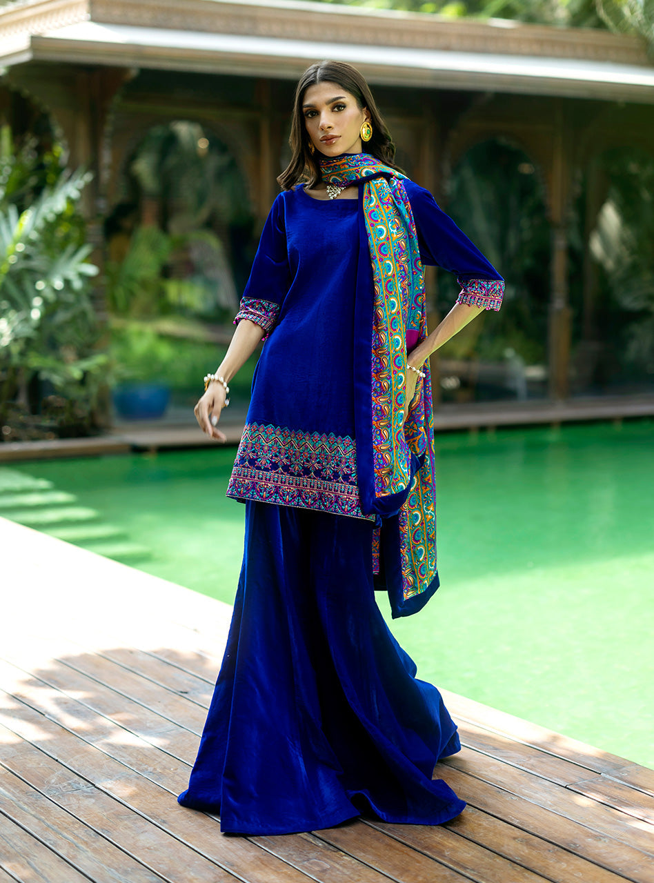 Zainab Chottani | Makhmal Luxe Pret | Marjan - House Of Anaya