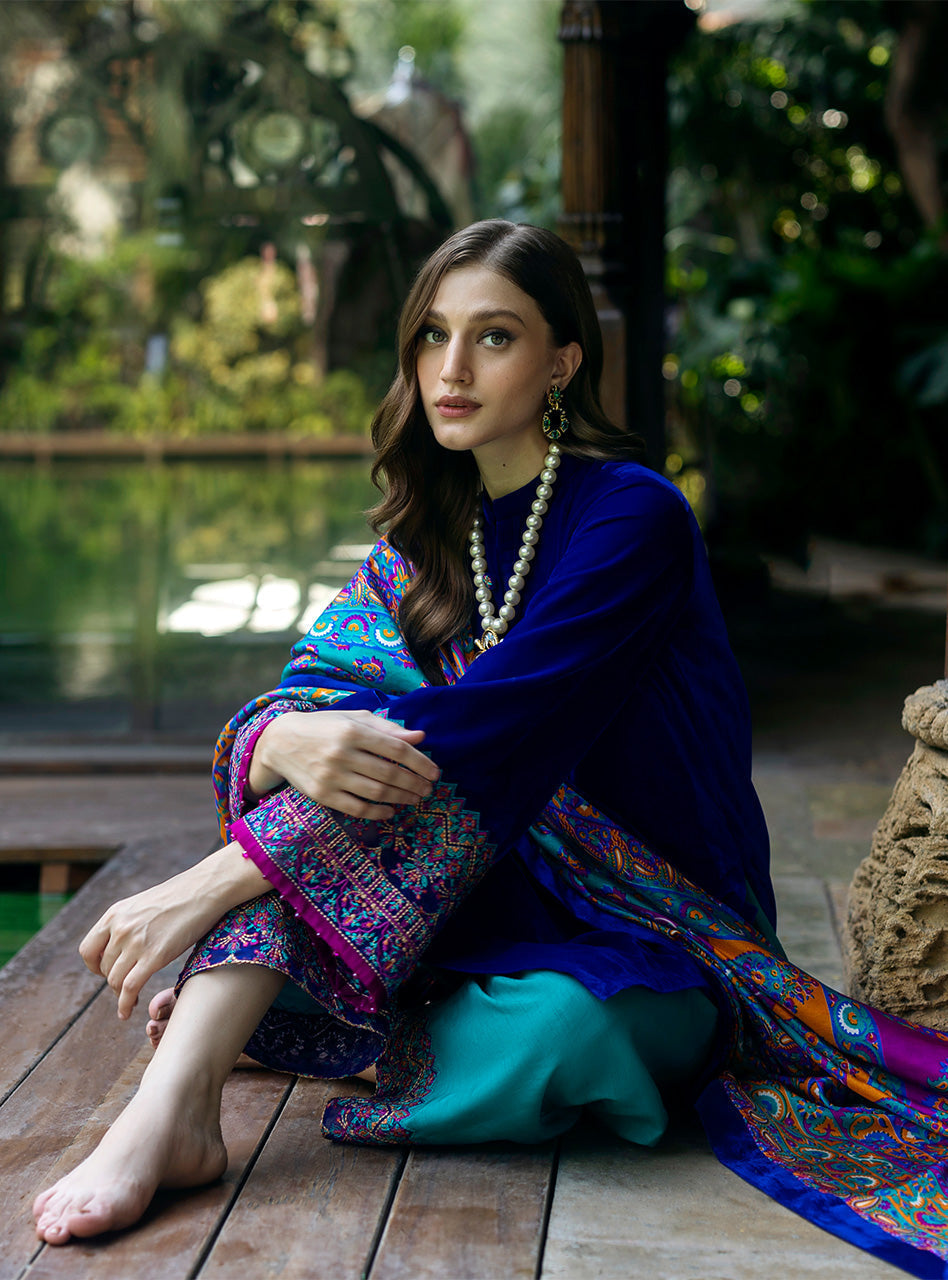 Zainab Chottani | Makhmal Luxe Pret | Shafaq - House Of Anaya