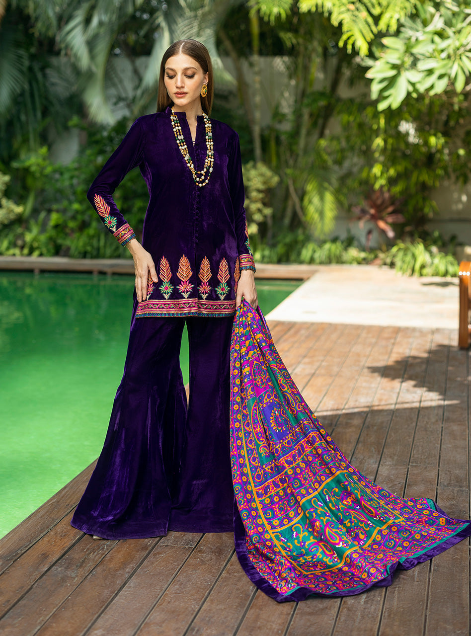 Zainab Chottani | Makhmal Luxe Pret | Habibeh - House Of Anaya