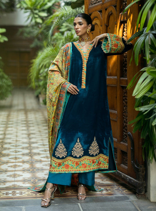 Zainab Chottani | Makhmal Luxe Pret | Soltani - House Of Anaya