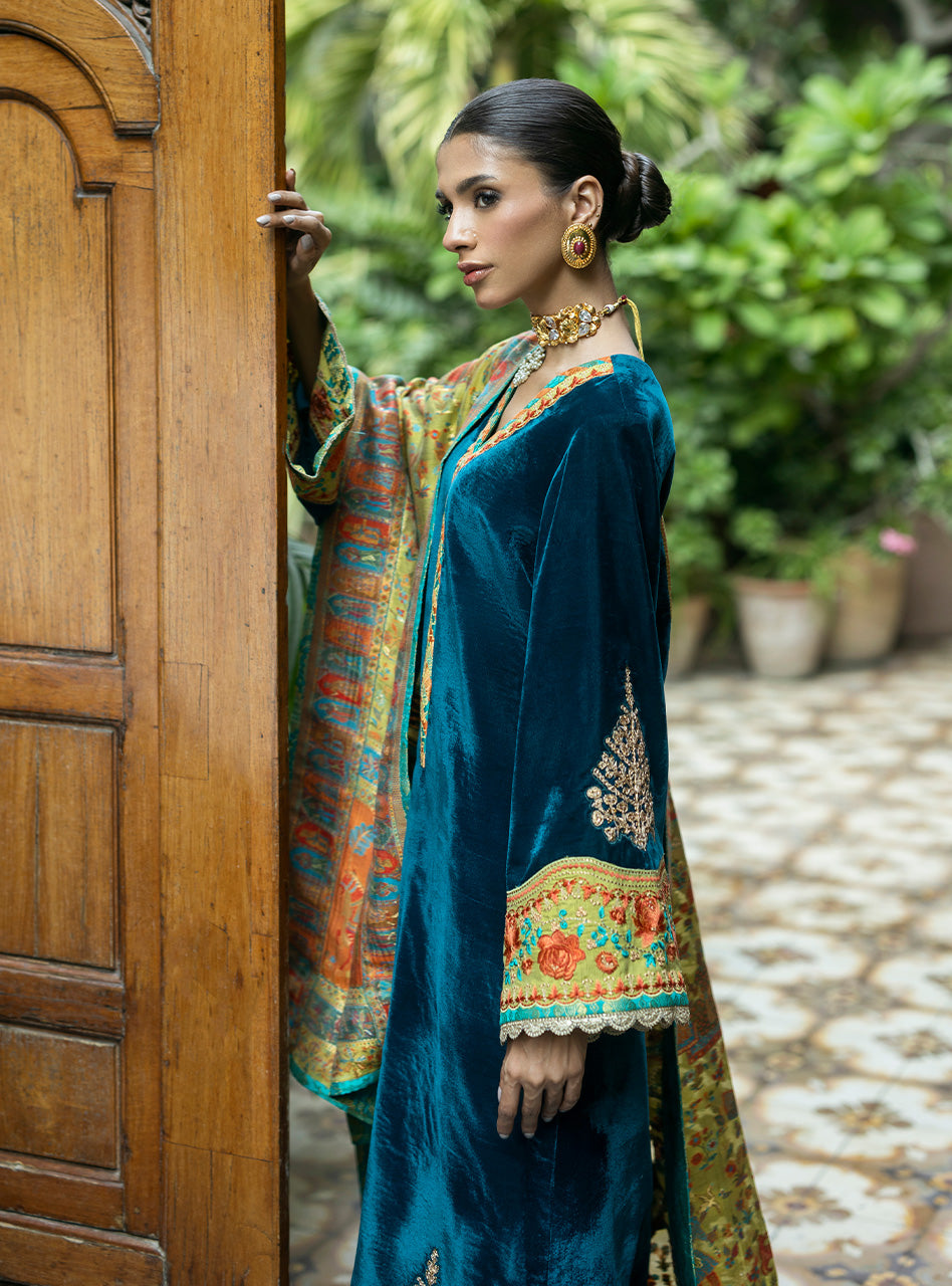 Zainab Chottani | Makhmal Luxe Pret | Soltani - House Of Anaya