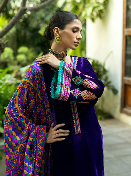 Zainab Chottani | Makhmal Luxe Pret | Rangin - House Of Anaya