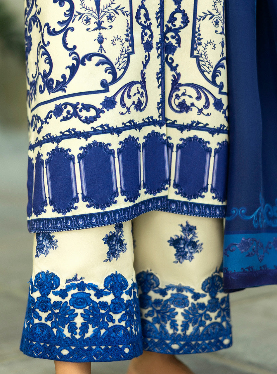 Zainab Chottani | Winter Shawls 24 |  Rania - House Of Anaya