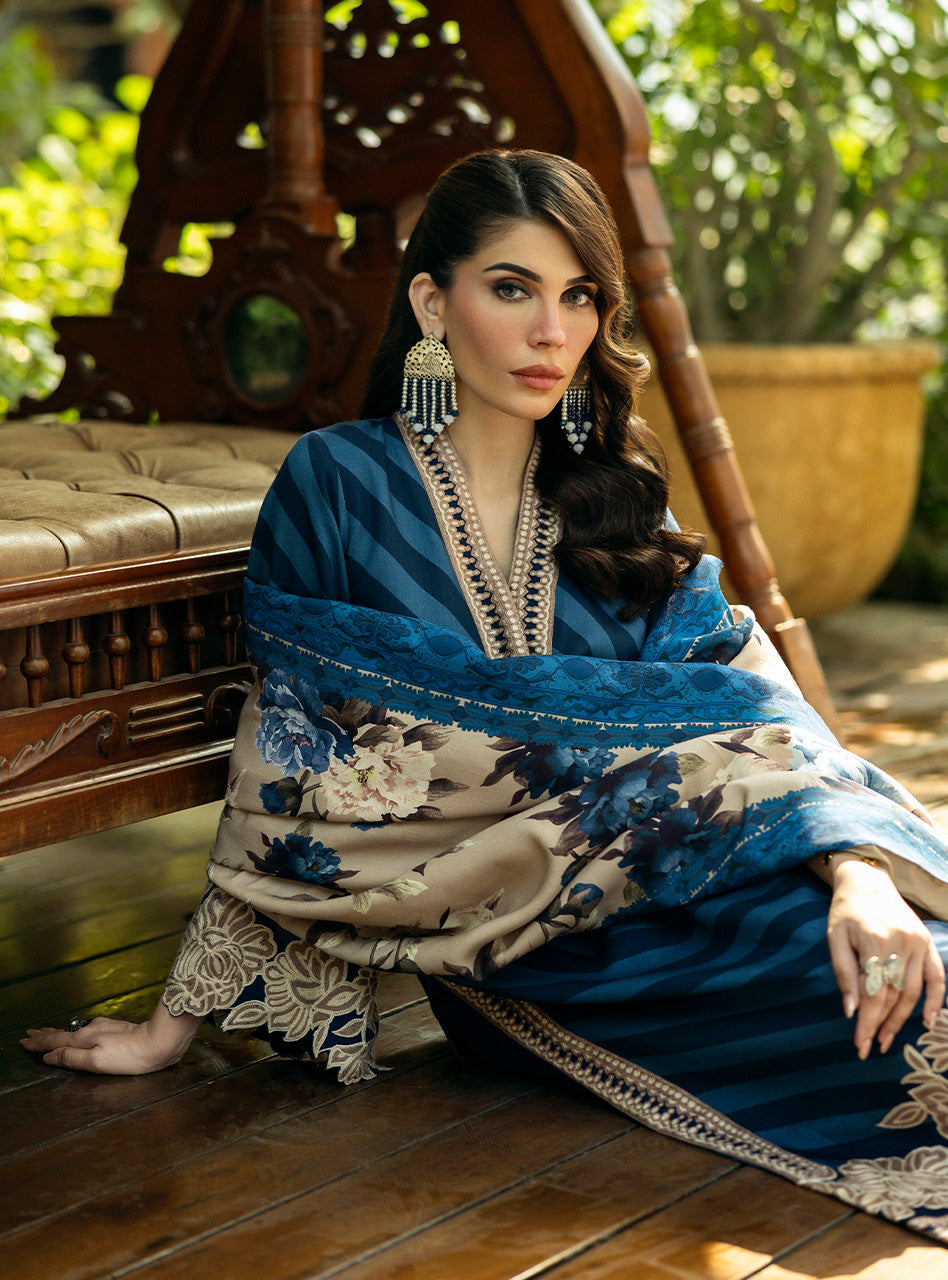 Zainab Chottani | Winter Shawls 24 |  Alayna - House Of Anaya