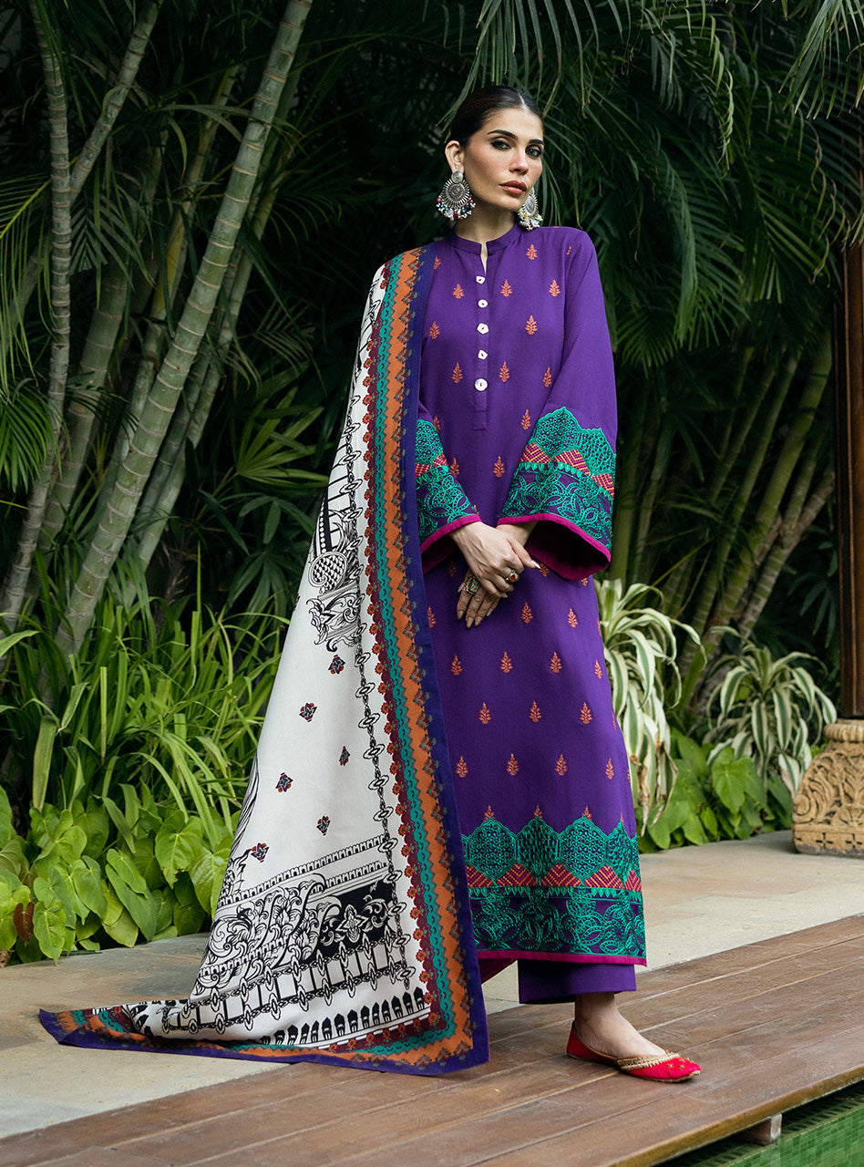 Zainab Chottani | Winter Shawls 24 |  Vaniza - House Of Anaya
