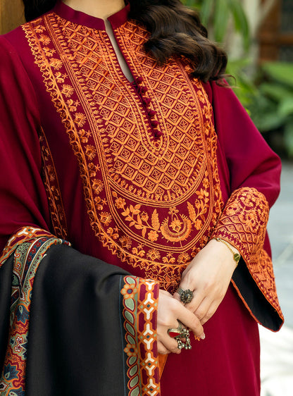 Zainab Chottani | Winter Shawls 24 |  Sila - House Of Anaya