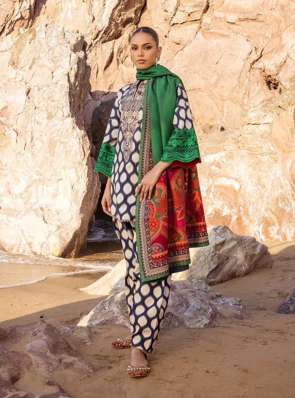 Zainab Chottani | Winter Shawls | Kiara - House Of Anaya