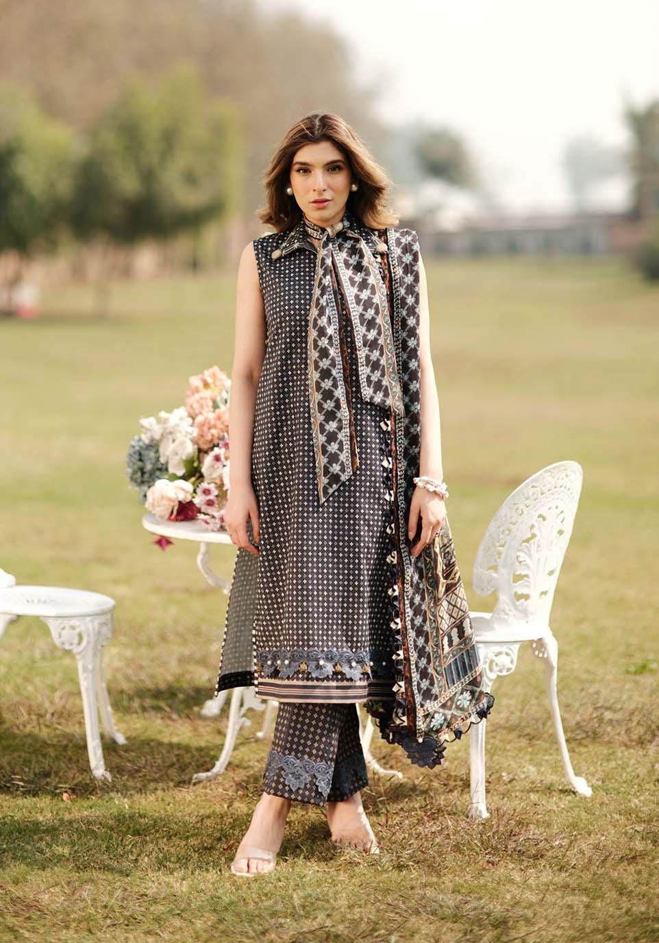 Zarqash | Luxe Lawn 24 | ZQ 2