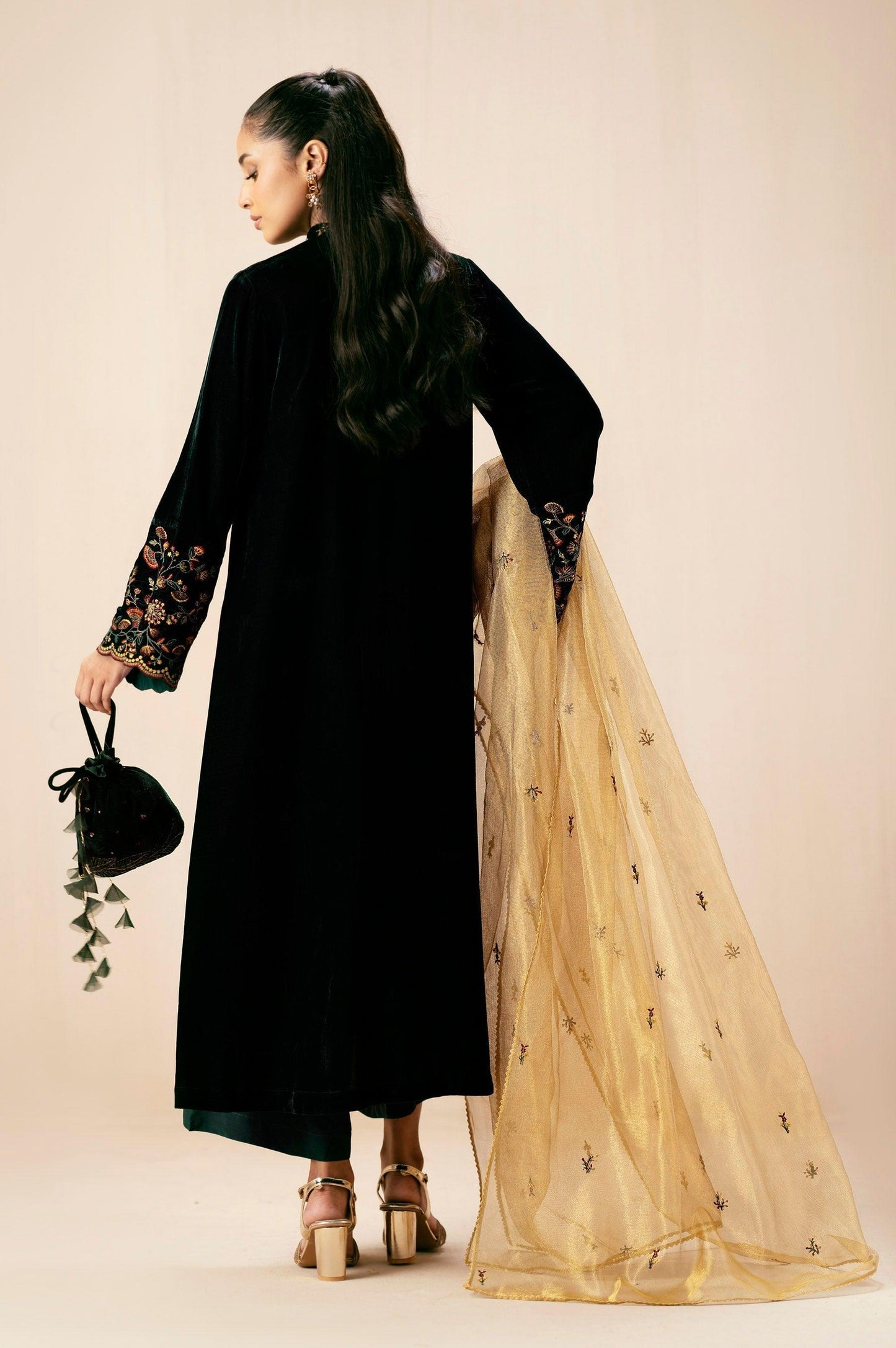 Zeen | Winter Collection | Velvet 14