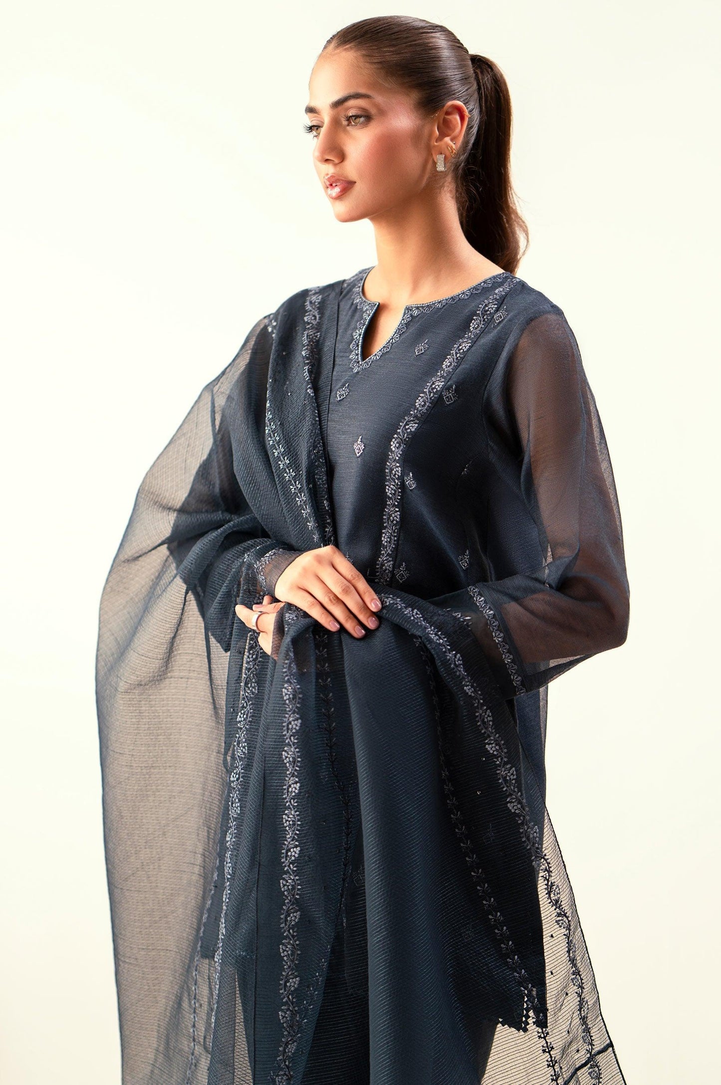 Zeen | Winter Collection | Khaddi Net 37