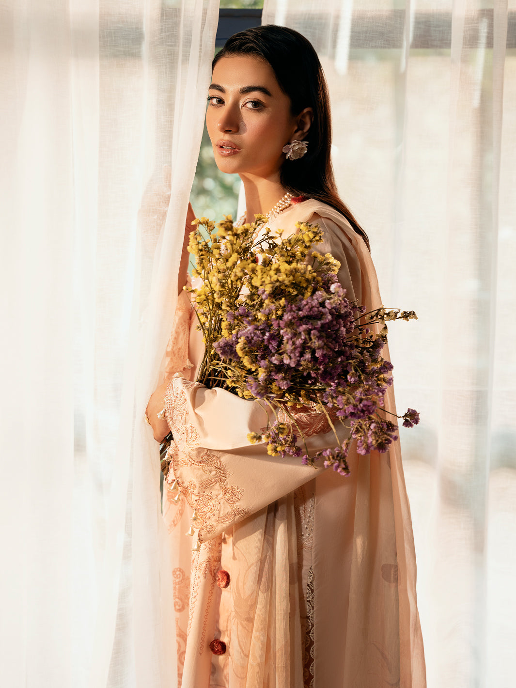 Izel | Dastak Luxury Lawn | AARZOO - House Of Anaya