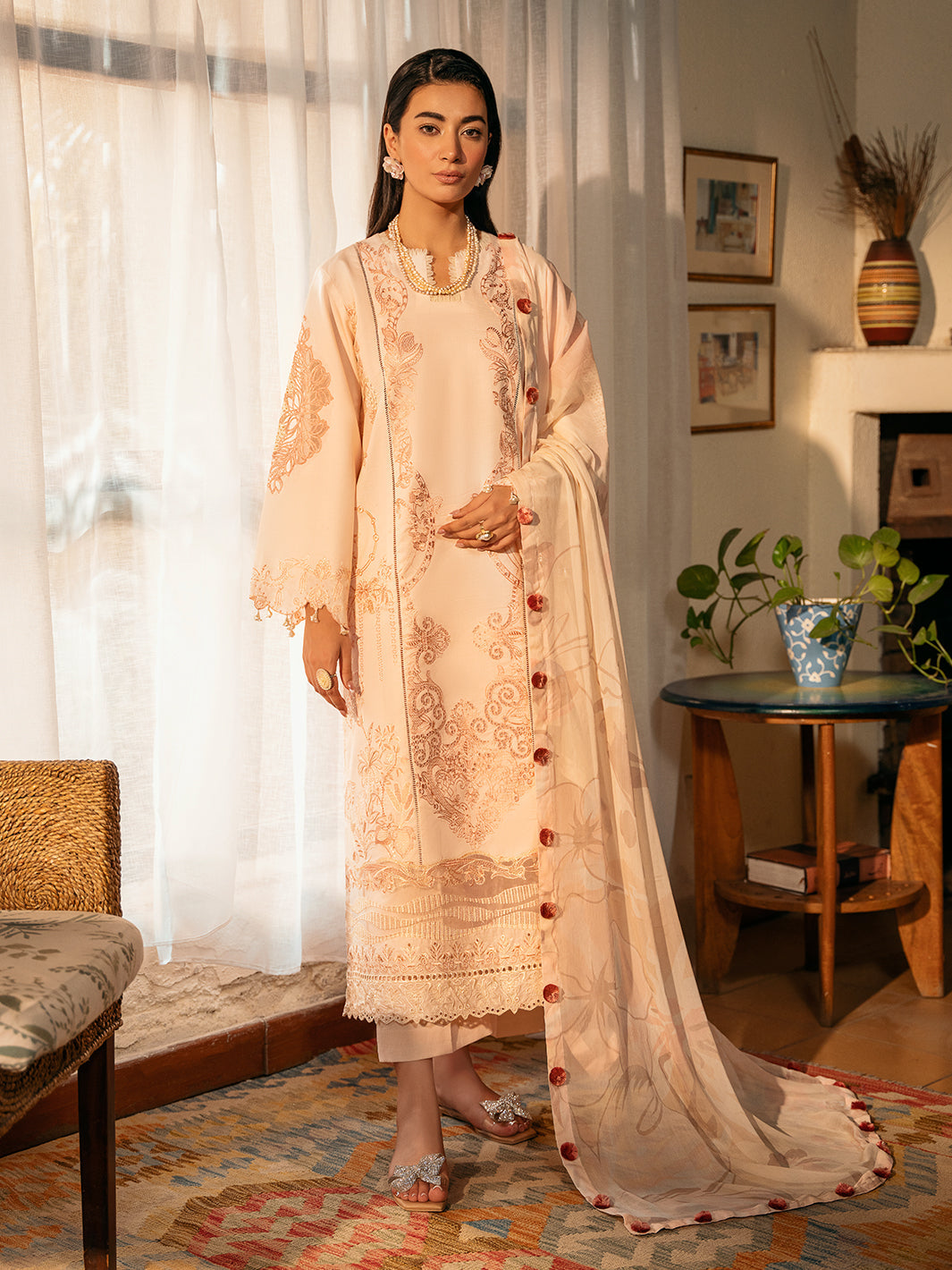 Izel | Dastak Luxury Lawn | AARZOO - House Of Anaya