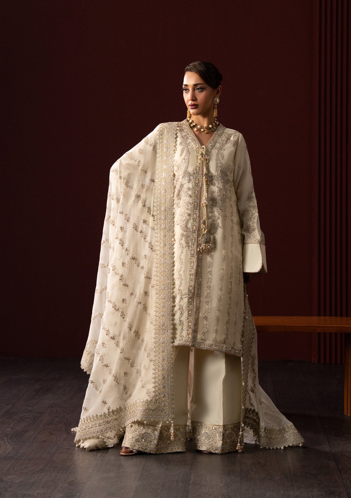 Aik Atelier | Lady Aik 25 | LOOK 01