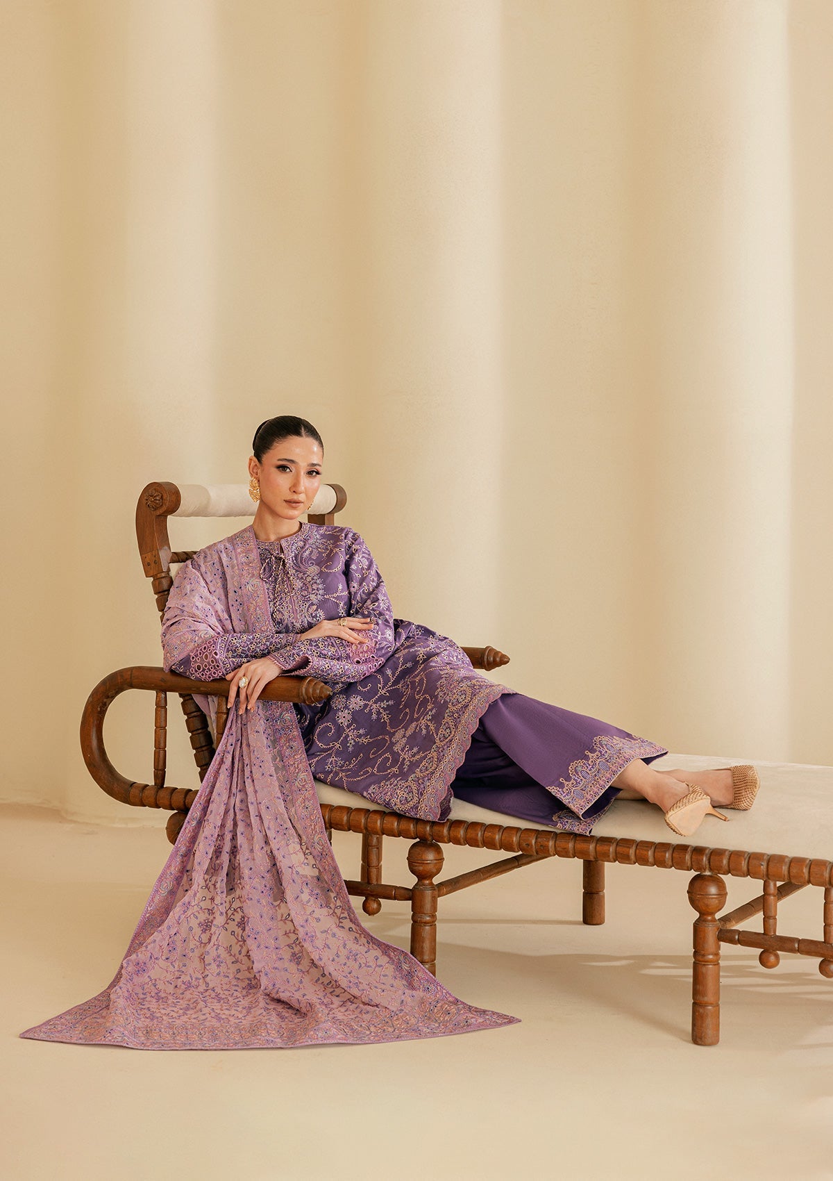 Aik Atelier | Lawn 26 Vol 2 | Look B2602A - 4
