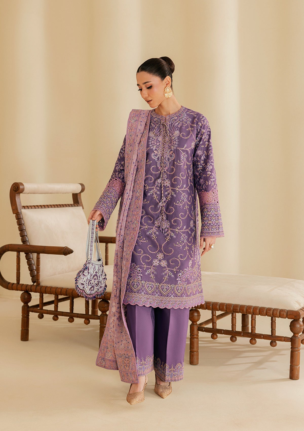 Aik Atelier | Lawn 26 Vol 2 | Look B2602A - 5