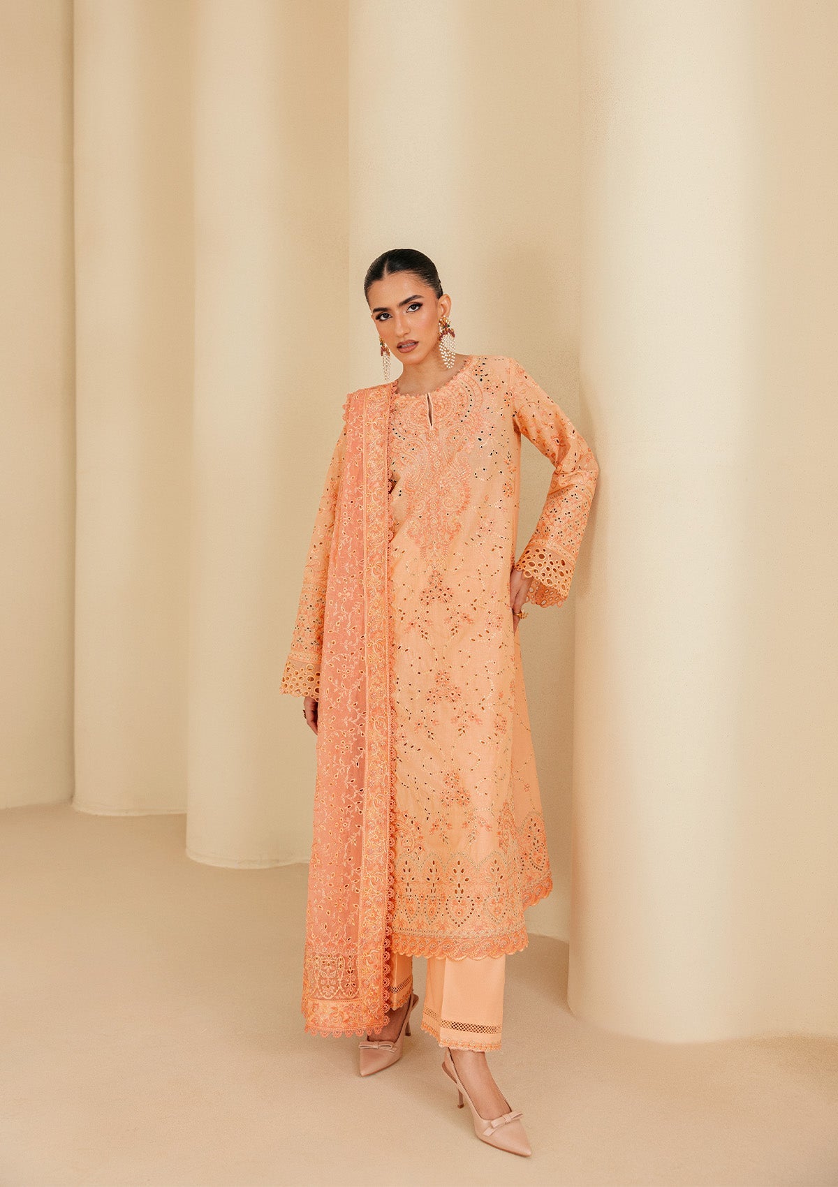 Aik Atelier | Lawn 26 Vol 2 | Look B2602B - 4