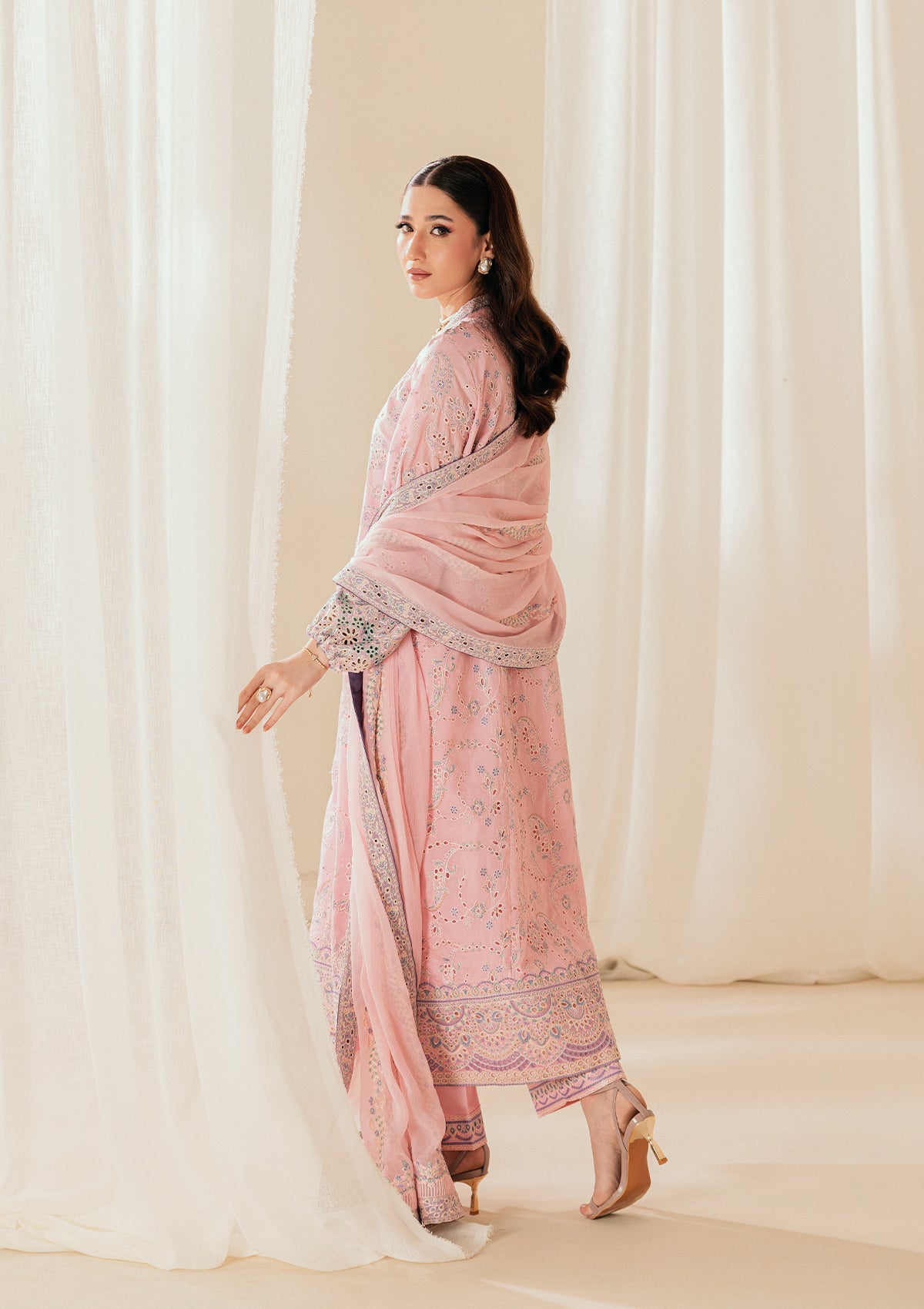 Aik Atelier | Lawn 26 Vol 2 | Look B2603B - 6