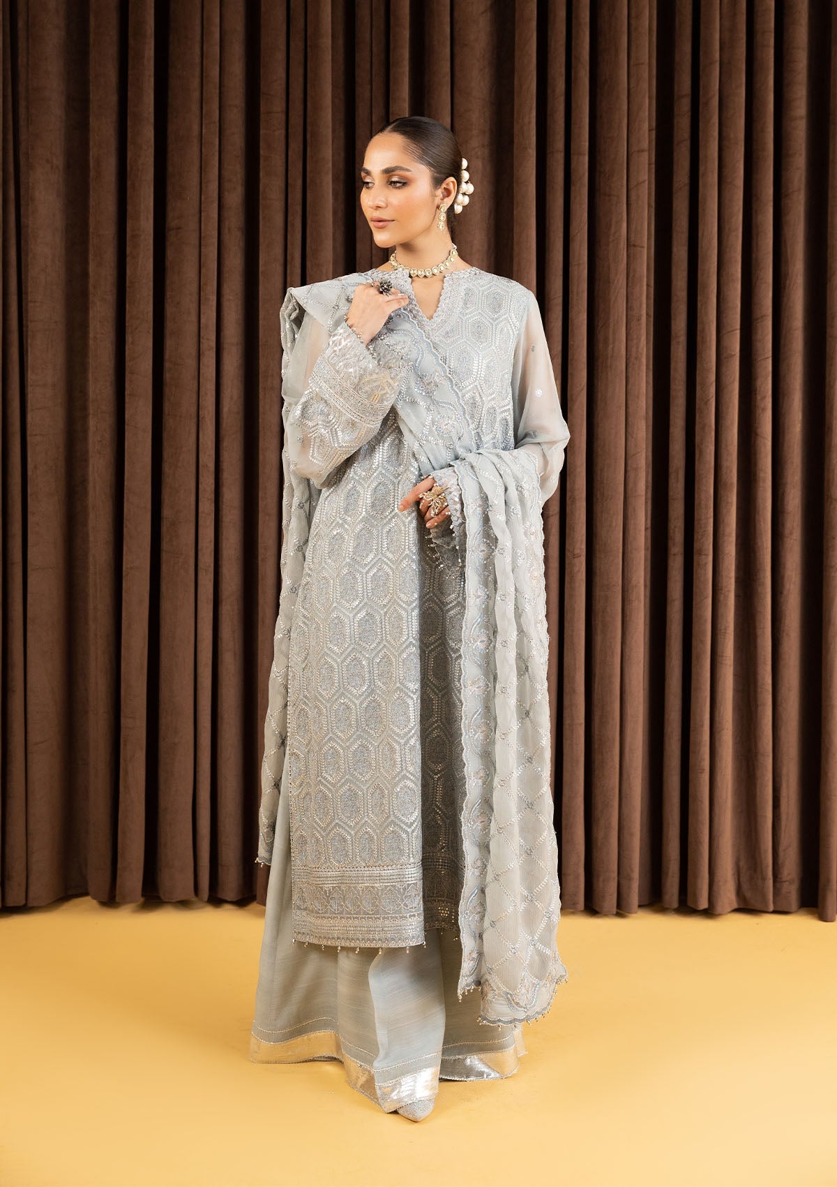 Aik | Aik Shaam 26 | Aik Shaam - Look B2304