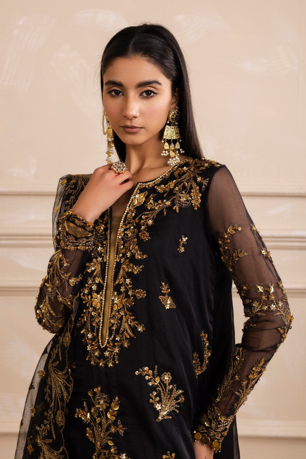 Maryum N Maria | Izara | ANAHITA — MW40028