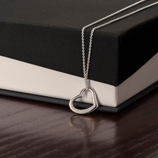 Delicate Heart Necklace - Riwayat-e-khas