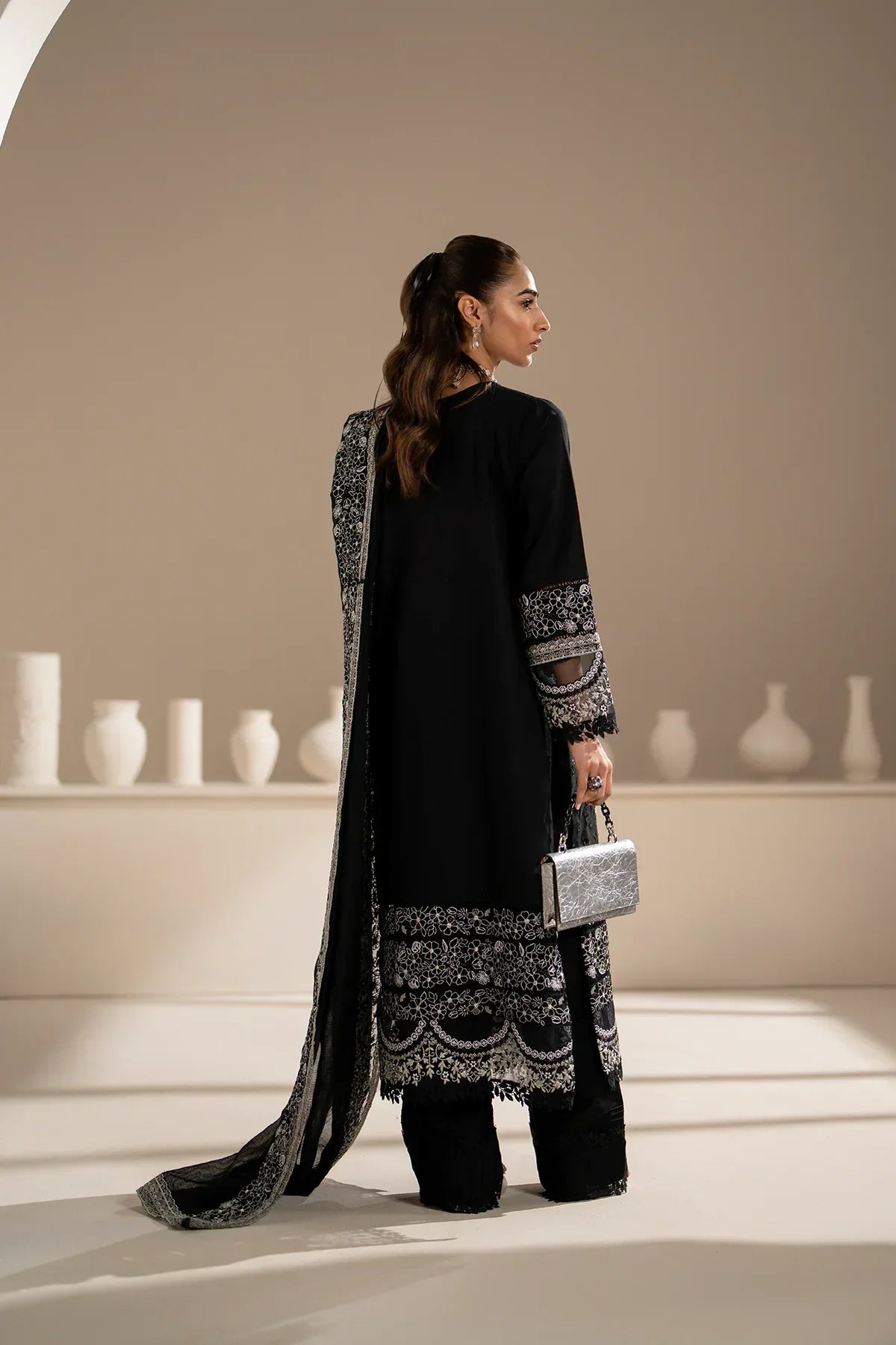 Azzal | Aghaaz Luxury Lawn | Siyah - House Of Anaya