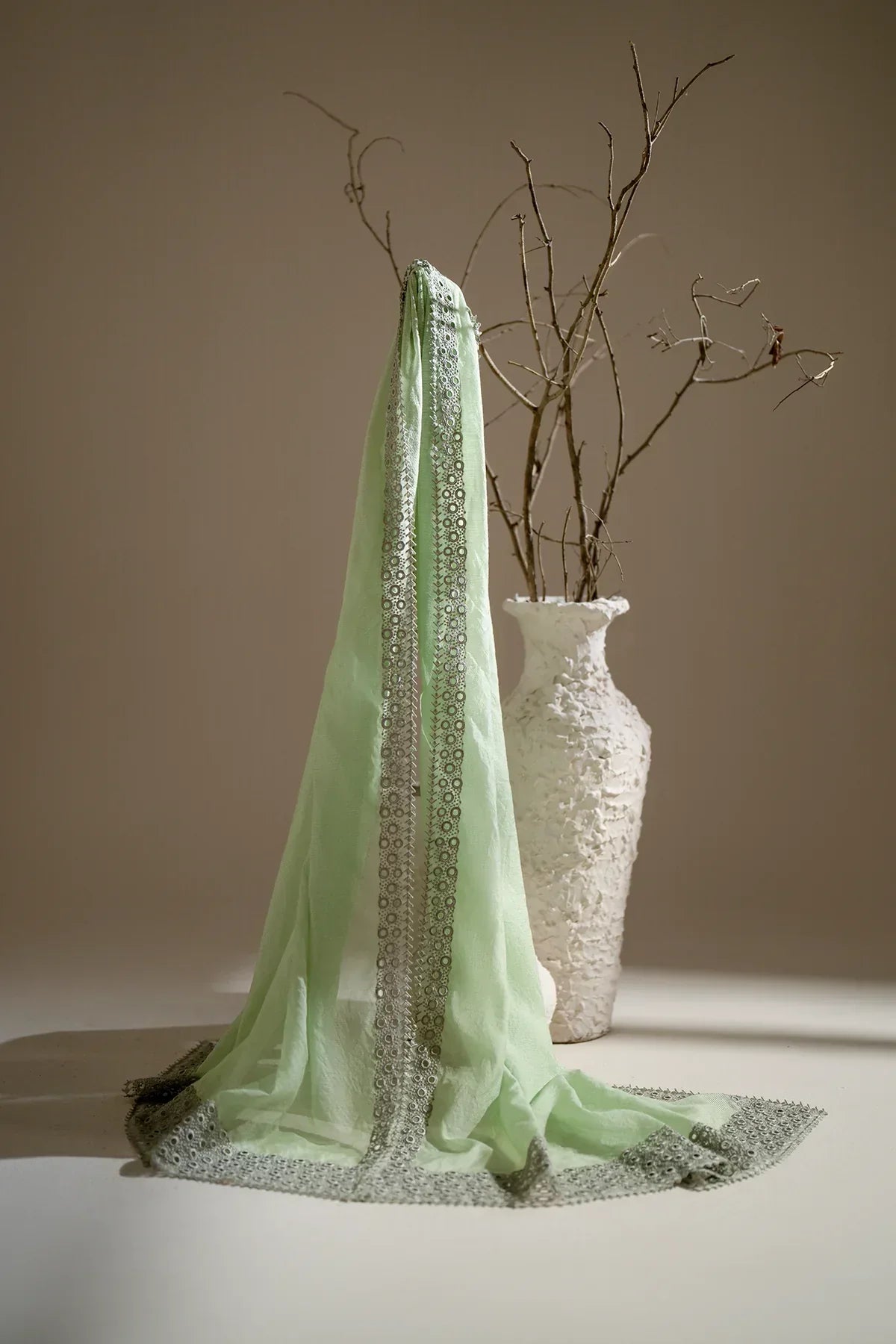 Azzal | Aghaaz Luxury Lawn | Mehak - House Of Anaya