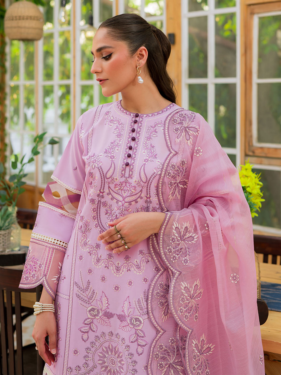 Mahnur | Bella Lawn 24 | BL - 05 - House Of Anaya