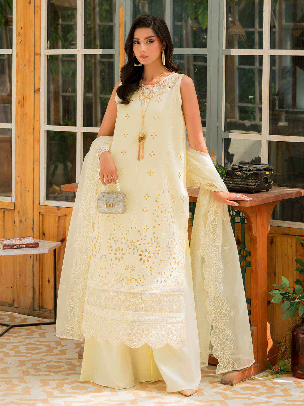 Mahnur | Bella Lawn 24 | BL - 09 - House Of Anaya