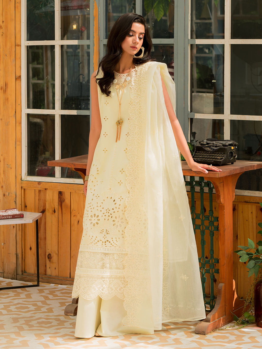 Mahnur | Bella Lawn 24 | BL - 09 - House Of Anaya