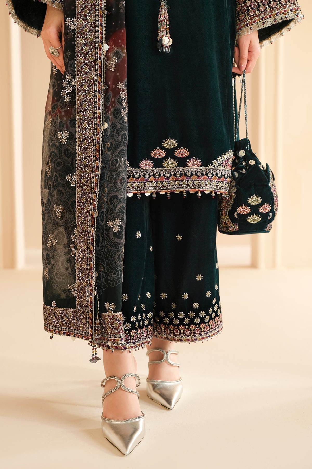Jazmin | Velvet Edit 24 | Velvet Formal VF-2039 - House Of Anaya