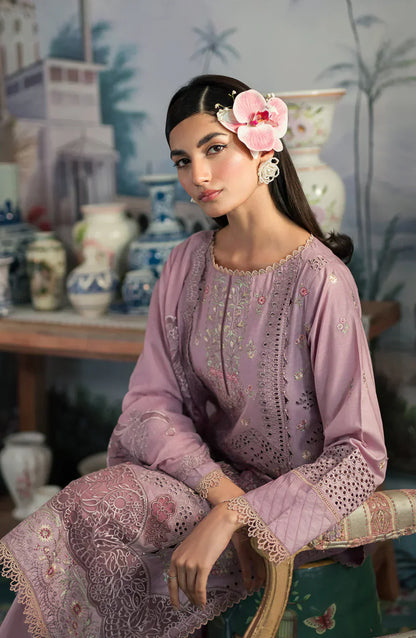 Emaan Adeel | Ayra Luxury Lawn 24 | AR-03 - House Of Anaya