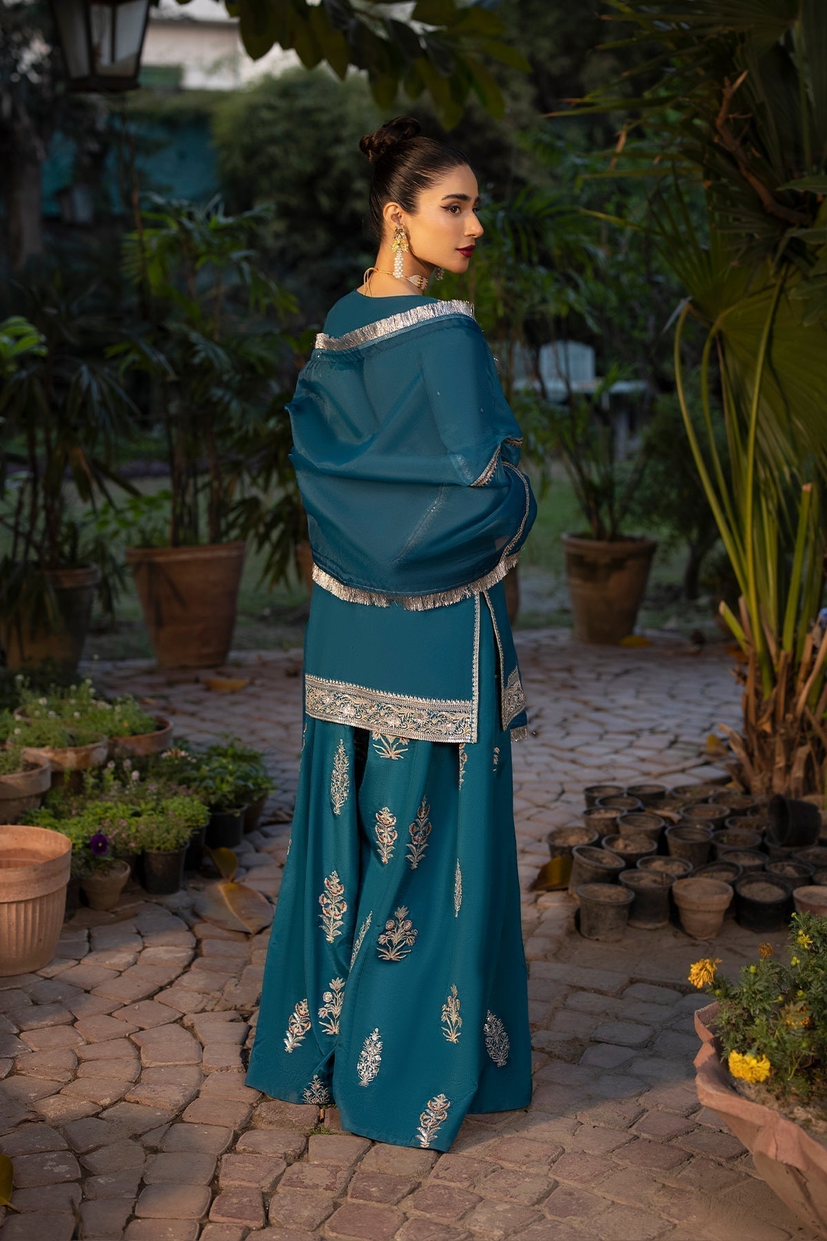 Erum Khan | Shahzeen Eid Collection | TWILIGHT - House Of Anaya