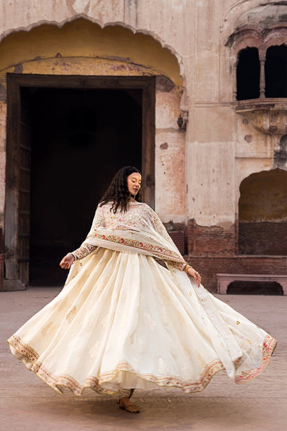 Erum Khan | Shezadian Luxe Formals | ANARKALI - House Of Anaya