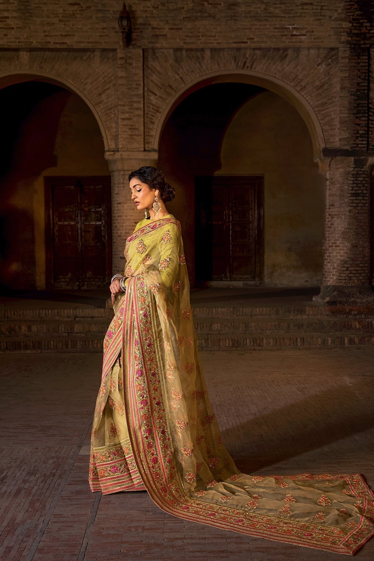 Erum Khan | Shezadian Luxe Formals | JODAH - House Of Anaya