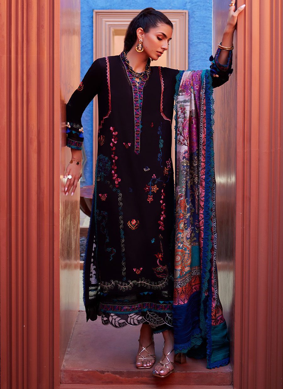 Farah Talib Aziz | Suay Lawn 24 | ILARIA Black - House Of Anaya