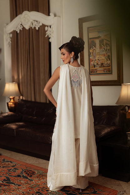 Saira Rizwan | Velvet Pret 25 | NARGIS-SRVP25-07