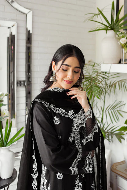 Saira rizwan | Ik Serra Pret 2024 | AFIRIN SRIK24-01