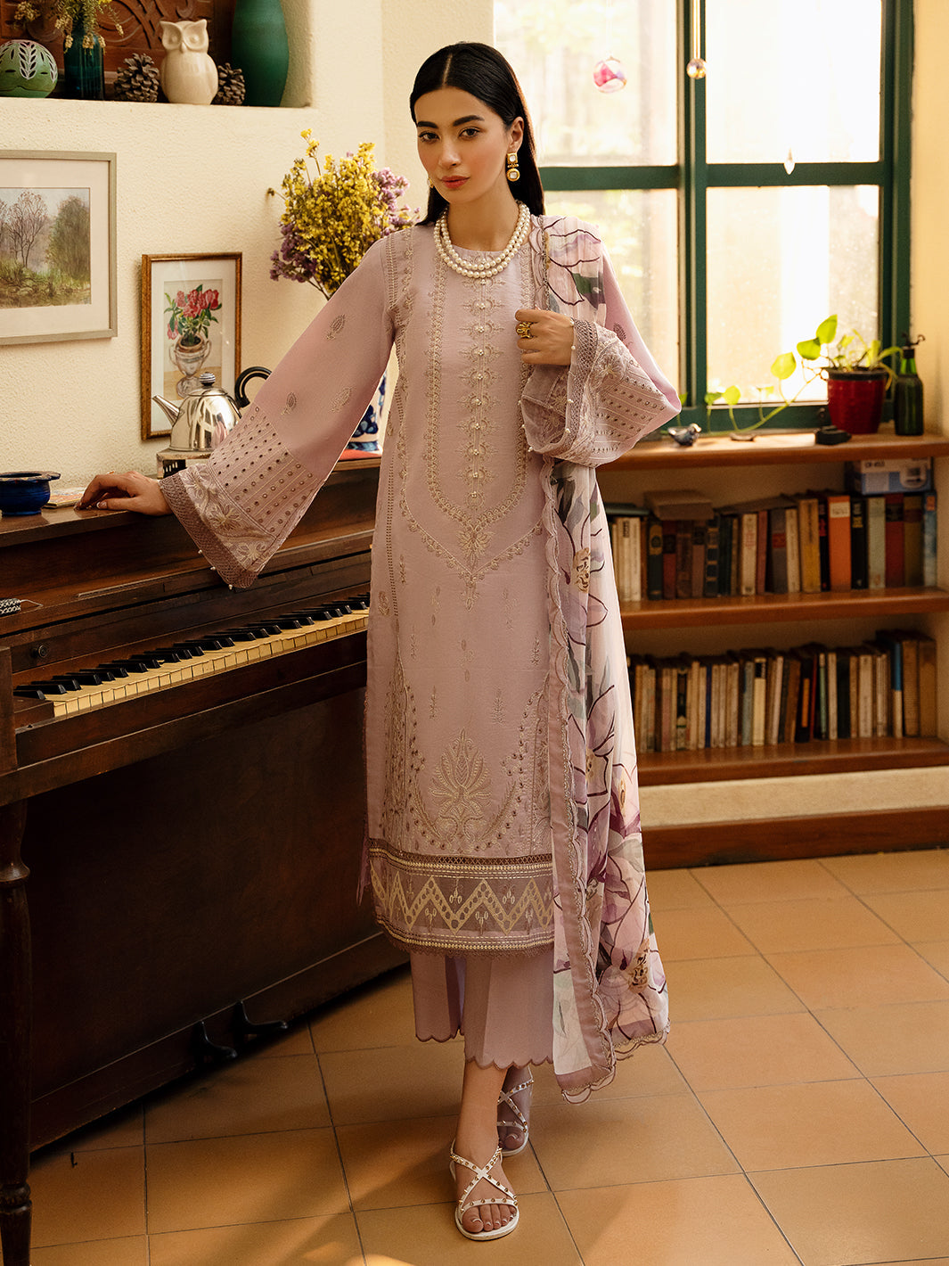 Izel | Dastak Luxury Lawn | GUL - House Of Anaya