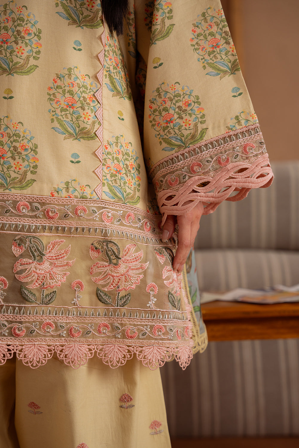 Saira Rizwan | Laanem Summer Lawn 25 | NERIDA-A-SRL25-02
