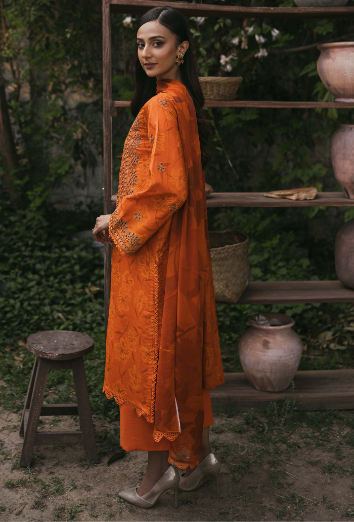 Humdum | Gardenia Lawn | D02 - House Of Anaya
