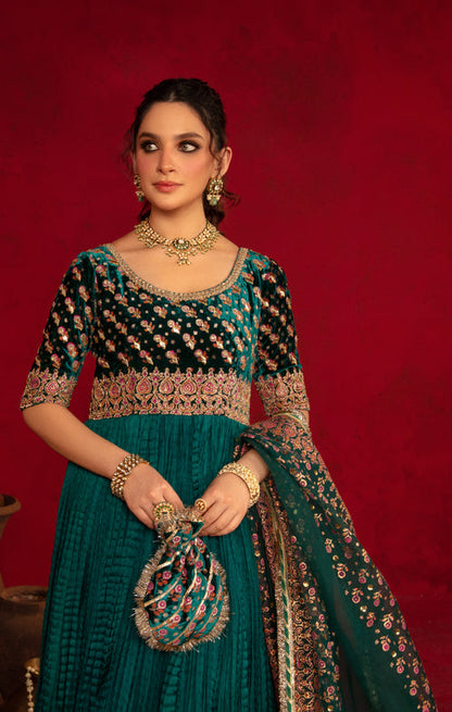 Maya | Raazi Velvet 24 | DILAAB - House Of Anaya