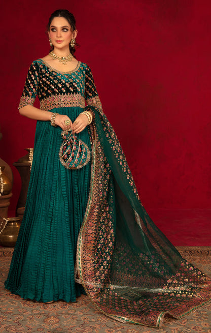 Maya | Raazi Velvet 24 | DILAAB - House Of Anaya